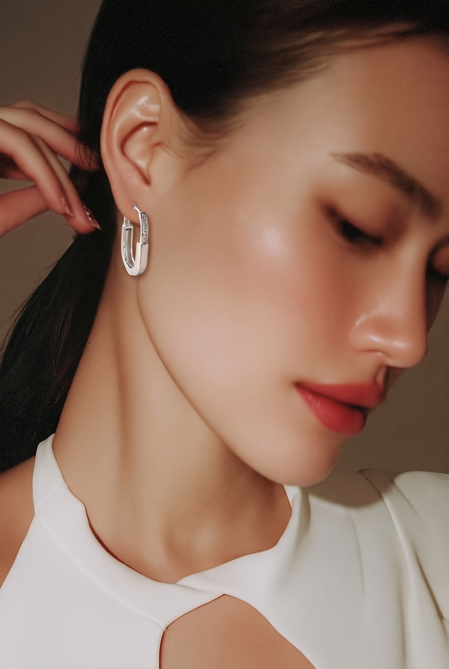 Chunky Gold Hoop Earrings with Pavé Detail – 21mm | Style-NV